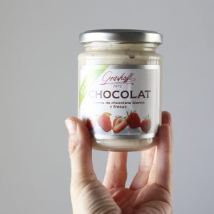 Crema de chocolate blanco y fresas
